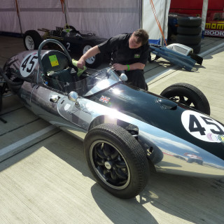 233_9093681843d04d8894abb8998330e8454fd96340