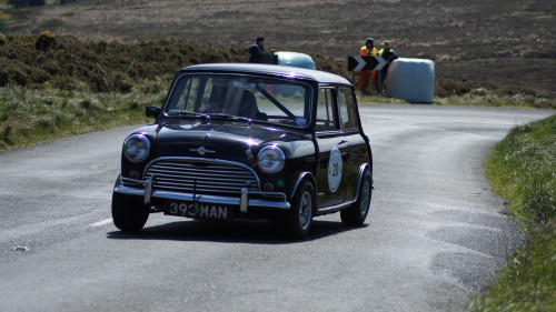 24 83ae3d2bd7f6258aa93b4b2928d58b13330e9975