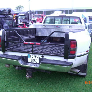 39_5253ce00d090cb47e03b7af30a68cc4e181fb213