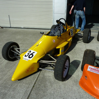 93_2f8406d403025eb0db64d47820787d0e391414bf