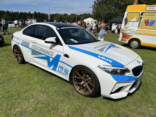 2_1476899f9d62311a4e09b29b6137d339f5d86ec4.jpg